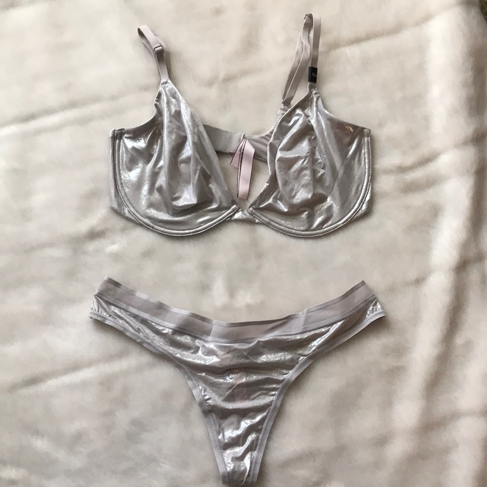 Gorgeous victoria secret matching set!